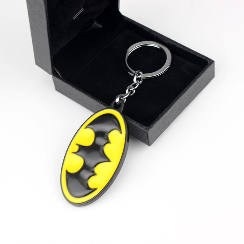 Chaveiro de metal oval preto e - Men Keychain Accessories avaliação e preço
